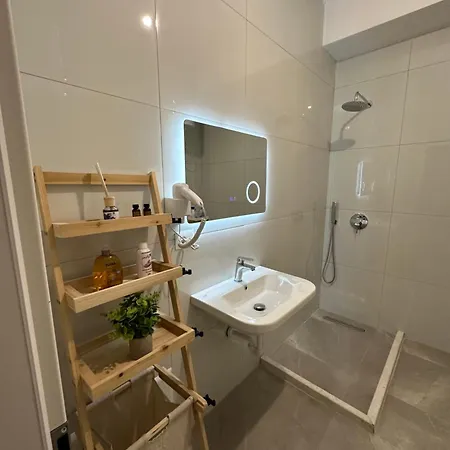 Apartment Sunflower Tirana