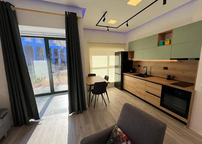 Sunflower Apartman Tirana